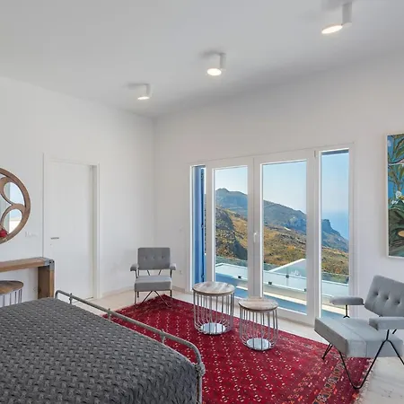 Apartament Semeli *
